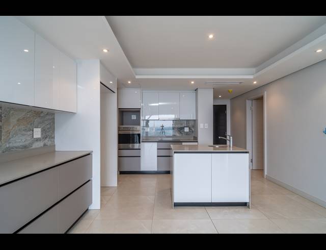 3 BEDROOM APARTMENT FOR SALE IN UMHLANGA CENTRAL